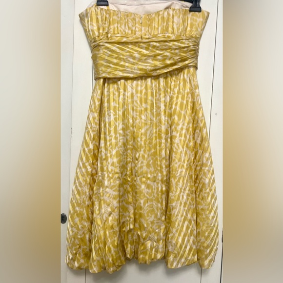 BCBG Max Azria Strapless Flowy Dress - Like New! - Picture 4 of 9